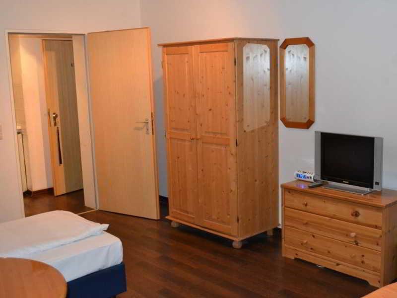 Hotel Domino Stuttgart Buitenkant foto